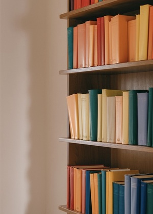 Анализ данных популярности книг в библиотеках