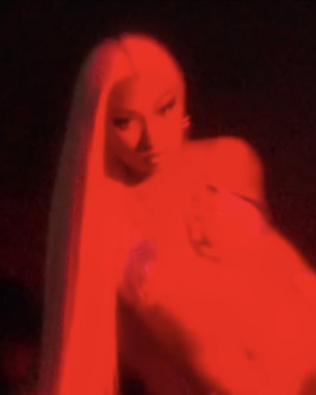 Megan Thee Stallion - Pressurelicious (feat. Future) [Official Visualizer]