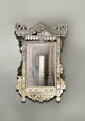 Mirror based on old Russian platbands
