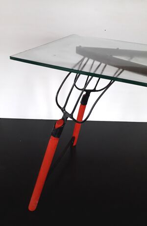 Дачный стол "Вилы для виллы"