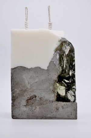 Свеча коллекции Briquette Loft Stones "Melty Rock", бренд LAB|ontà Decor.