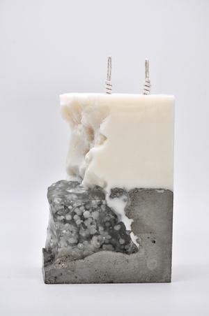 Свеча коллекции Briquette Loft Stones |Melty Rock|II, бренд LAB|ontà Decor