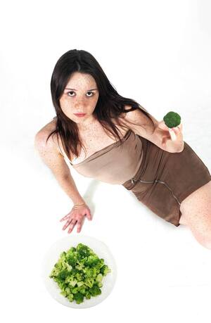 BROCC / Спонж для веснушек