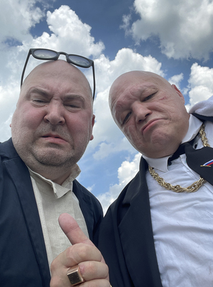 Эпизод в фильме «Птицеферма», 2023