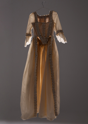 Реконструкция платья «Robe à l’anglaise» XVIII века