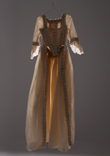 Реконструкция платья «Robe à l’anglaise» XVIII века