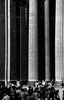 Через призму чувств: Ленинград в фотографиях 80-х Через призму чувств: Ленинград в фотографиях 80-х